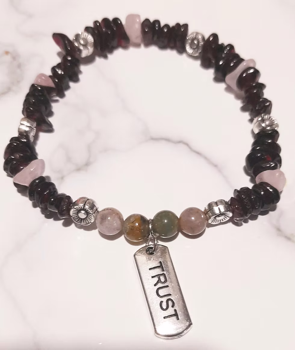 Garnet Gem Stone Chips & Rose Quartz with Dream Agate